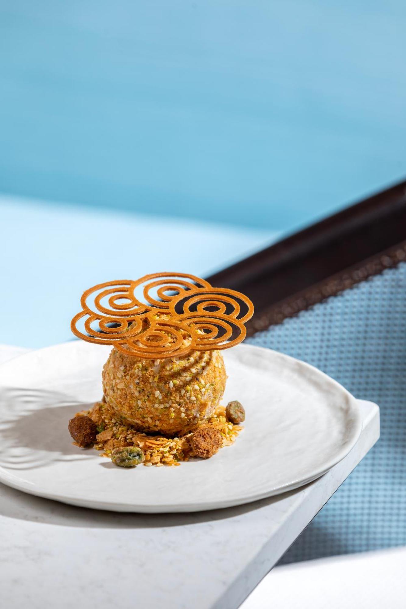 City Of Dreams Mediterranean - Integrated Resort, Casino & Entertainment Limassol Eksteriør billede A dessert